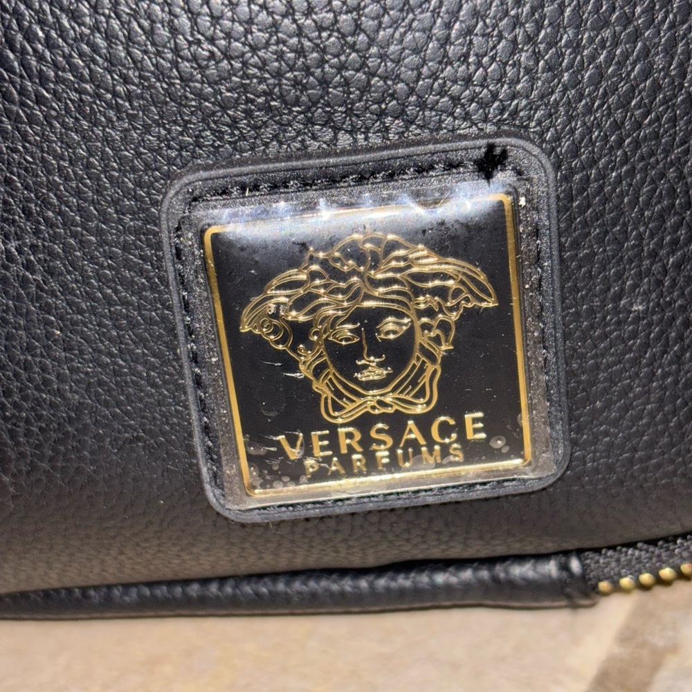 Versace Perfume Cosmetic
Bag/Wristlet - Picture 2 of 8